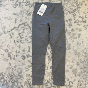 High-Wasted Powerhold 7/8 Gray Fabletics XS/4